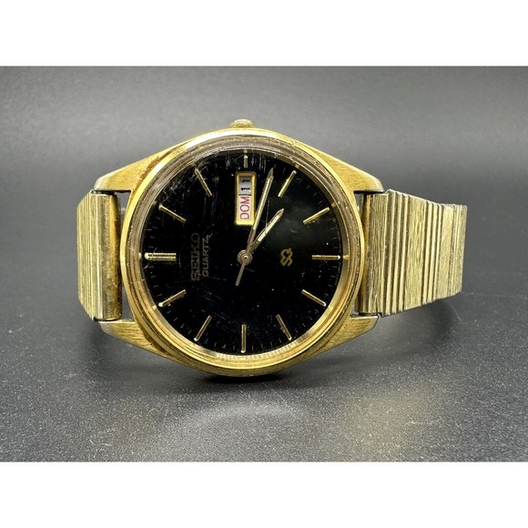 Vintage Seiko Day Date Gold Tone Watch 5Y23-8049 New Battery - Picture 5 of 9